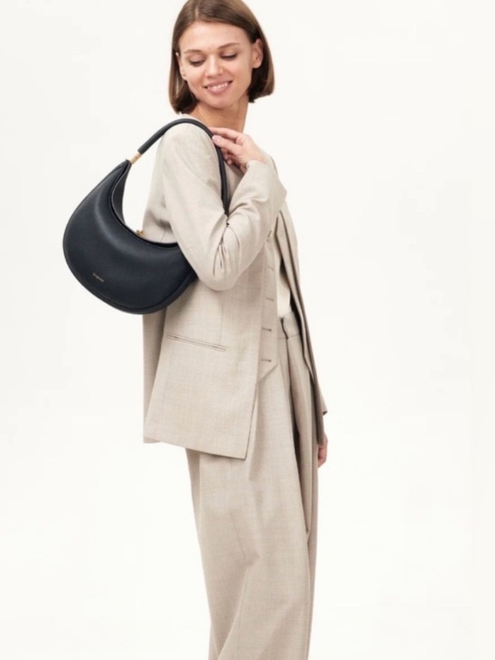 Songmont Bag Luna Shoulder Crossbody in Black Leather